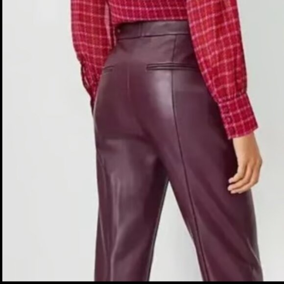 ANN TAYLOR PANTENT PURPLE EVA ANKLE SEAM PANTS NWOT FAUX LEATHER 00 - Picture 3 of 9